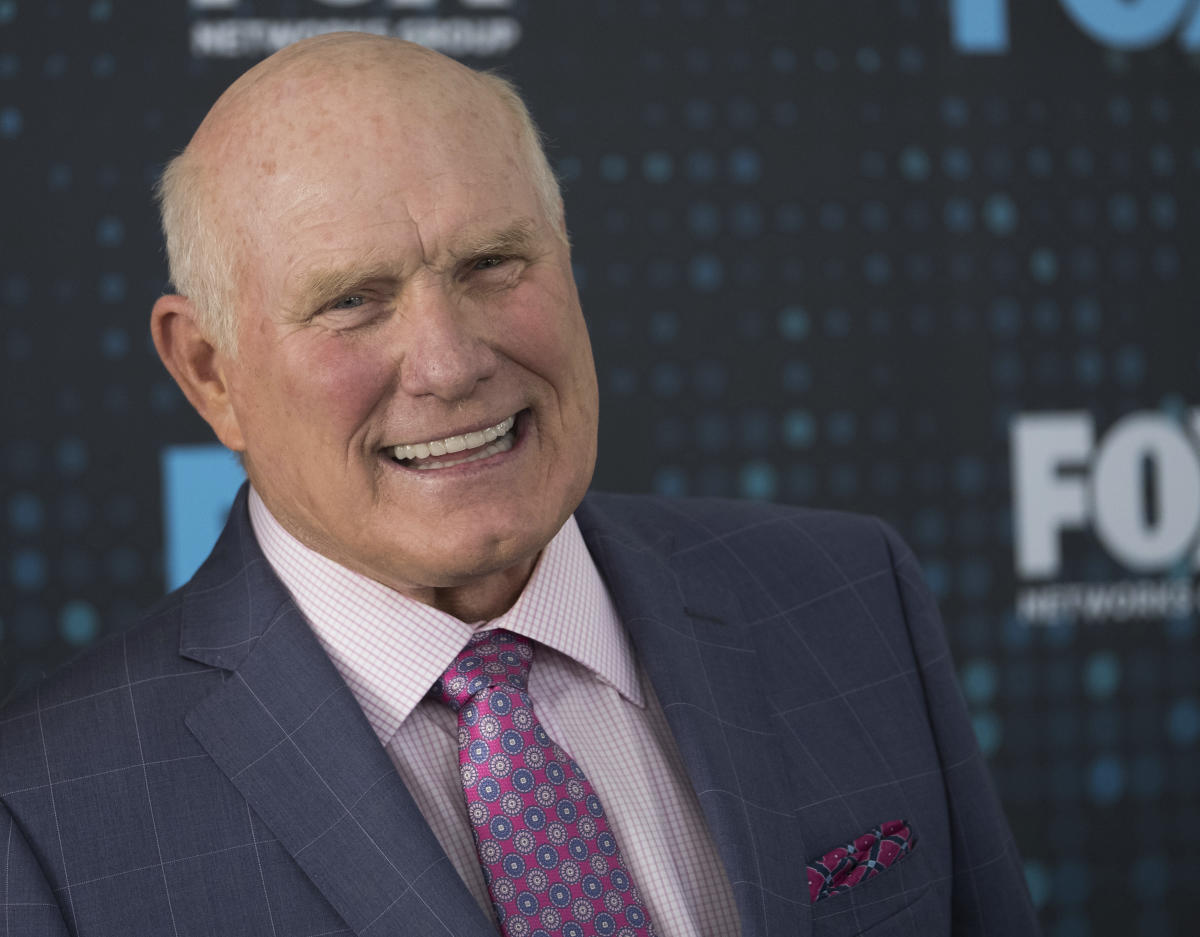 Terry Bradshaw Apologizes for Controversial Remark During Fox