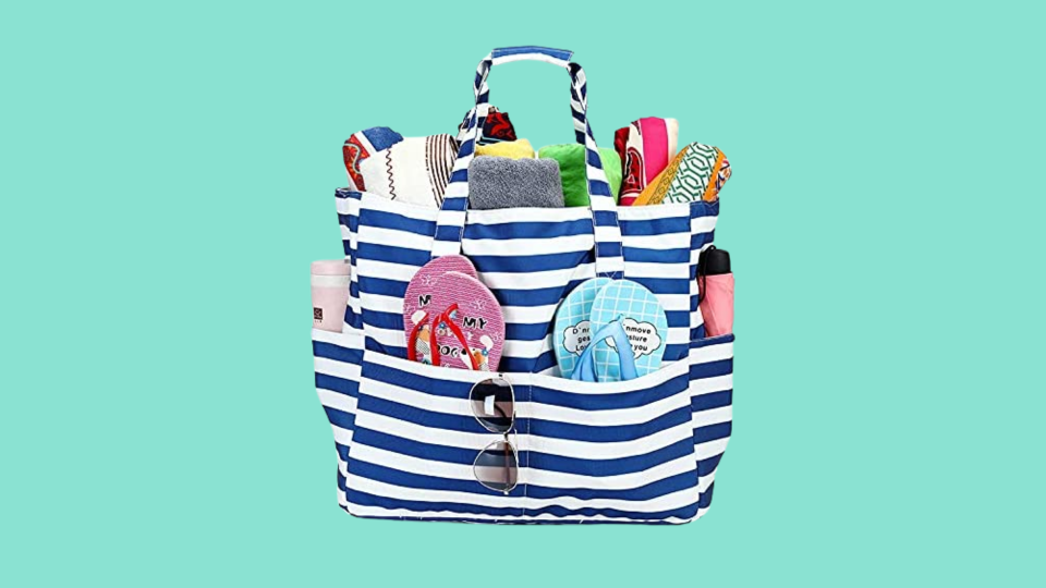 Beach vacation packing list: Ledaou tote bag