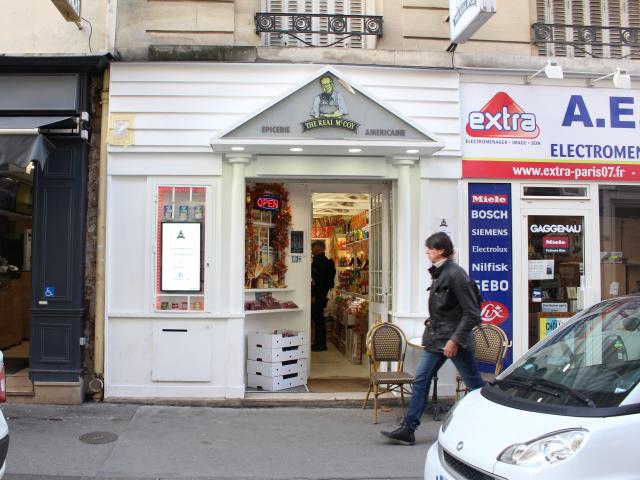 Photos: a Tiny American Food Store in Paris With Wall-to-Wall Snacks