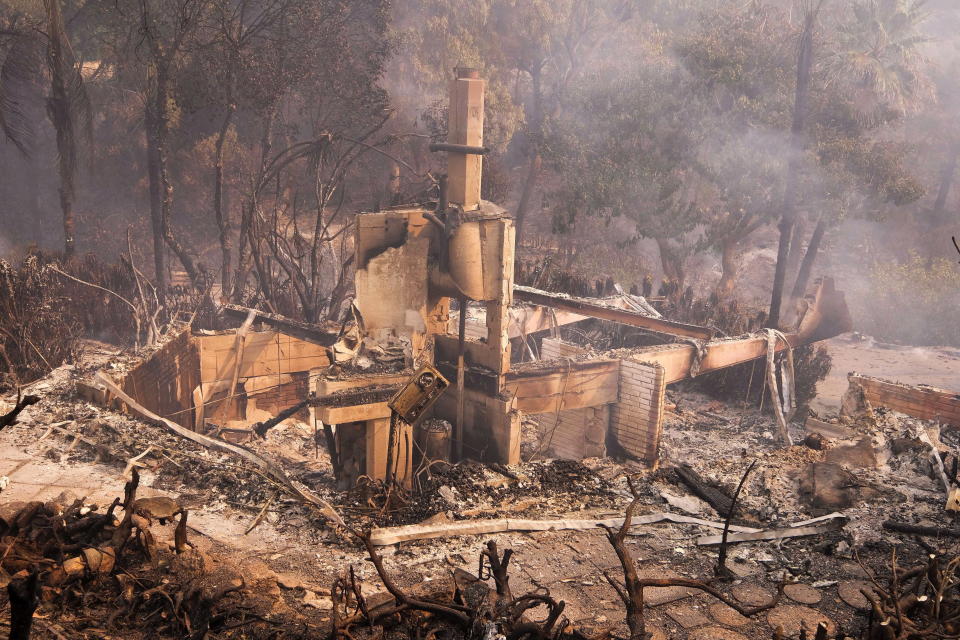 <p>The charred remains of the burned out home are seen in Malibu, Calif., Saturday, Nov. 10, 2018.<br>Firefighters have saved thousands of homes despite working in “extreme, tough fire conditions that they said they have never seen in their life,” Los Angeles County Fire Chief Daryl Osby said.<br>(Photo from Ringo H.W. Chiu, AP) </p>