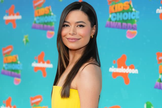 <p>Kevin Mazur/Getty</p> Miranda Cosgrove