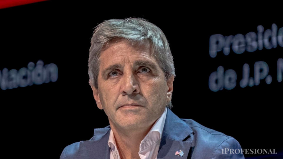 Luis Caputo apunta a una inflación de entre el 9% y 10% en abril.