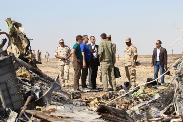 Russian Minister at Russian airliner's crash site in Egypt