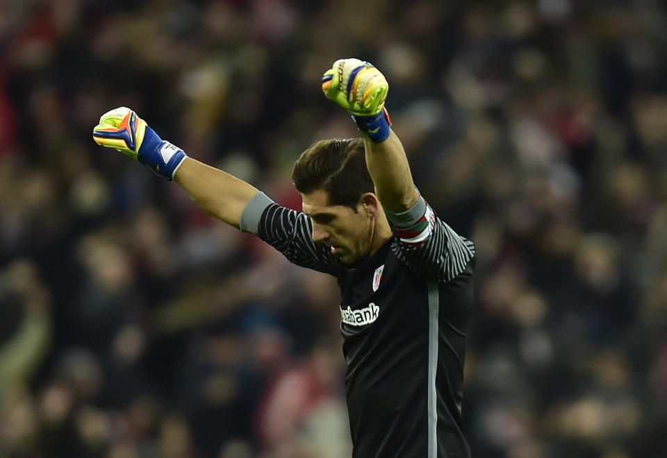 Athletic Bilbao's goalkeeper Gorka Iraizos, celebrates his side scoring their second goal, during the Spanish Copa del Rey, 16 round, first leg soccer match, between Athletic Bilbao and FC Barcelona, at San Mames stadium, in Bilbao, northern Spain, Thursday, Jan.5, 2017. (AP Photo/Alvaro Barrientos)