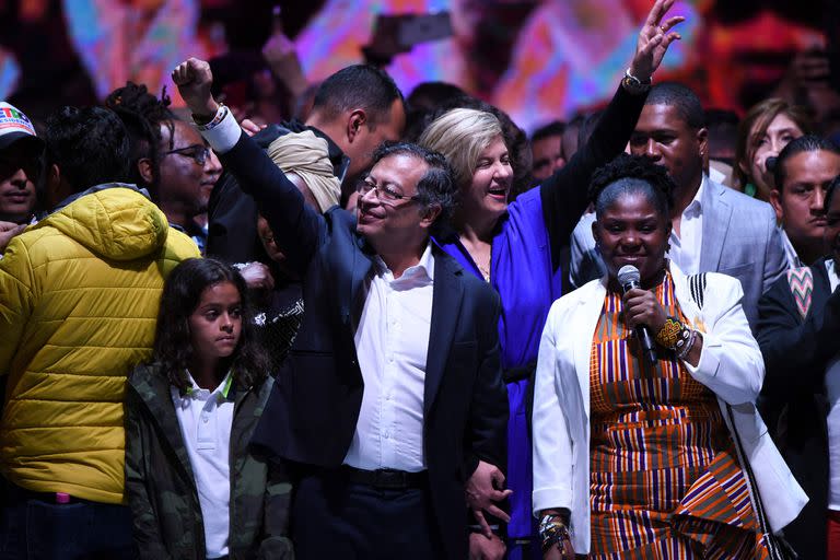 El presidente electo Gustavo Petro junto a su vicepresidenta Francia Márquez 