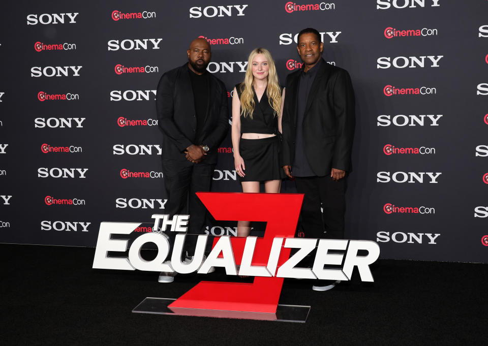 Antoine Fuqua, Dakota Fanning and Denzel Washington