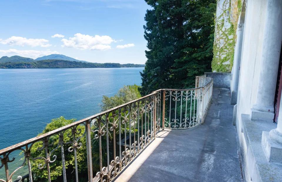 <p>Stresa Luxury Real Estate</p>