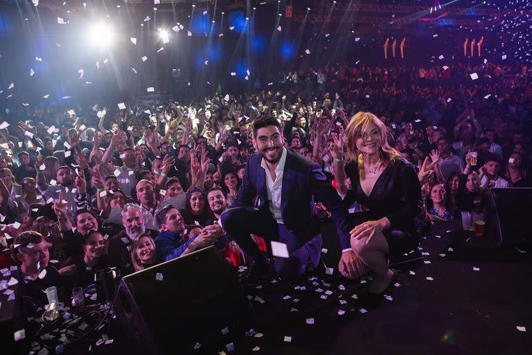 Facundo Moyano celebró el 16 aniversario del Sindicato Único de los Trabajadores de los Peajes y Afines junto a María Florencia Cabañate, la secretaria general del gremio 