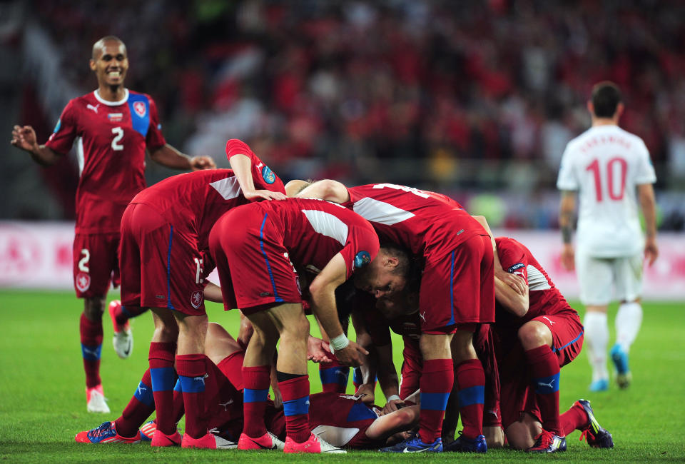 Czech Republic v Poland - Group A: UEFA EURO 2012