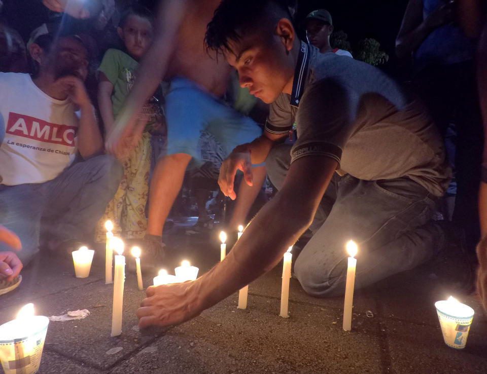 FOTOS | Migrantes toman calles de Huixtla, Chiapas, rumbo a EEUU