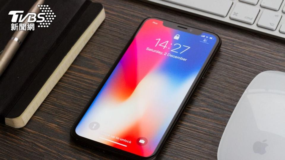 爆料傳出iPhone X可能會在iOS 17被淘汰。（示意圖／shutterstock達志影像）