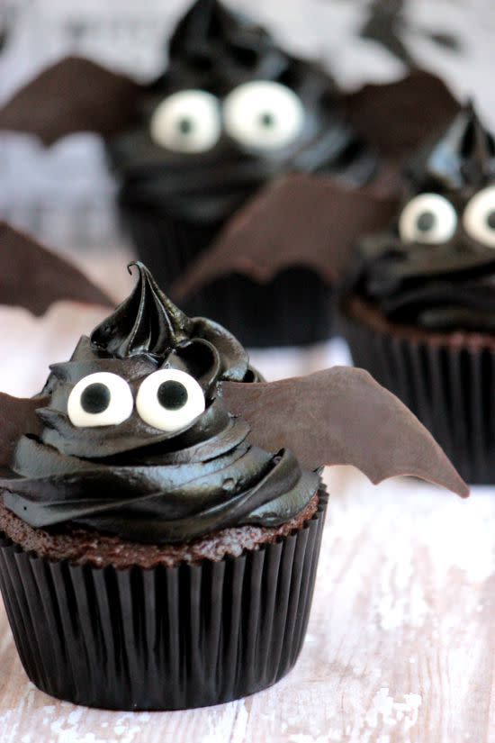 Halloween Bat Cupcakes