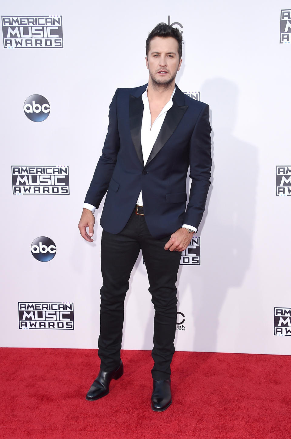 LOS ANGELES, CA - NOVEMBER 22: Singer Luke Bryan attends the 2015 American Music Awards at Microsoft Theater on November 22, 2015 in Los Angeles, California. (Photo by Steve Granitz/WireImage)