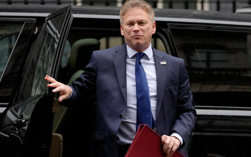 Grant Shapps, the Energy Security and Net Zero Secretary, is pictured arriving in Downing Street this morning - Kirsty Wigglesworth/AP