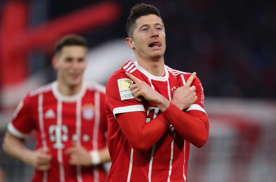 Robert Lewandowski celebrations his goal in Bayern Munich’s 4-2 victory over Werder Bremen on Sunday. (Getty)