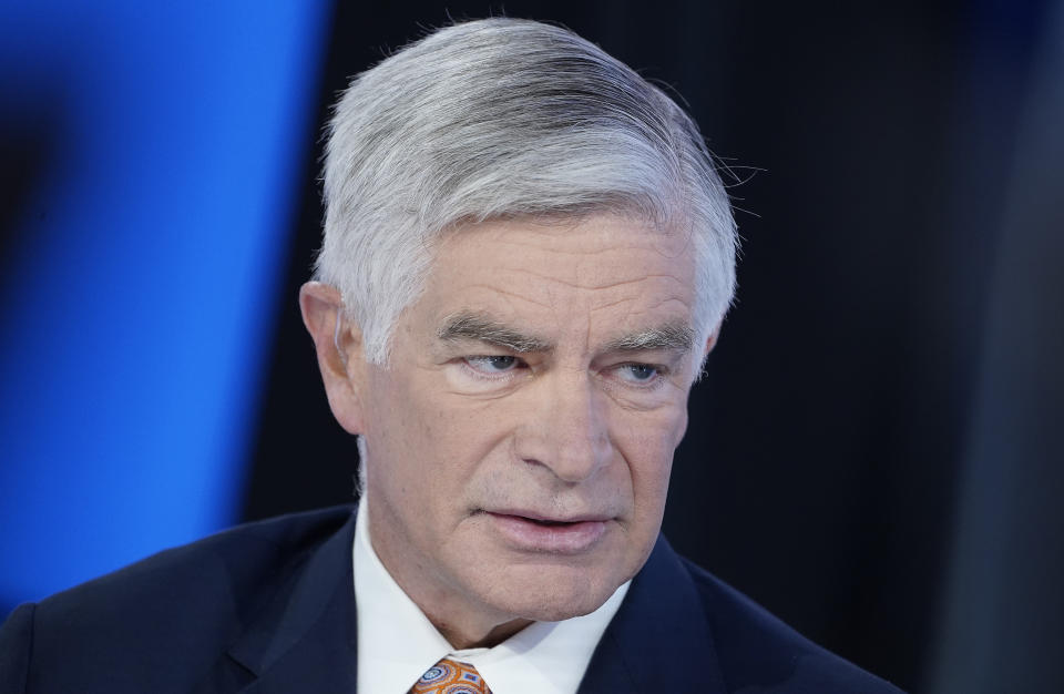 NEW YORK, NEW YORK - SEPTEMBER 27: Philadelphia Federal Reserve President Patrick Harker visits 