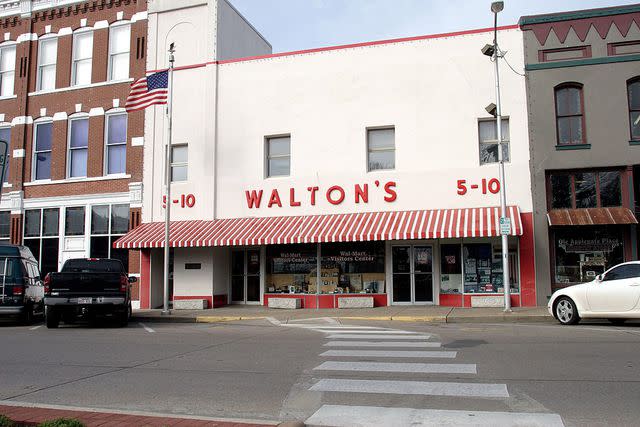 Gilles Mingasson / Contributor / Getty Images The Wal-Mart Museum Storefront
