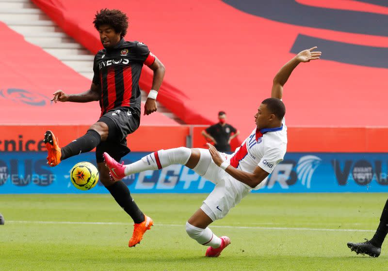 Ligue 1 - OGC Nice v Paris St Germain