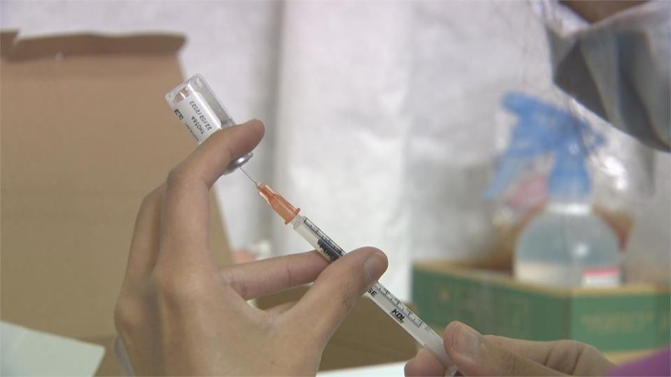 疫苗涵蓋率第一劑破7成　第二劑突破3成