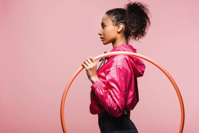 Here's What You Need to Know About the Weighted Hula Hoop Trend — Plus,  Which Ones to Buy