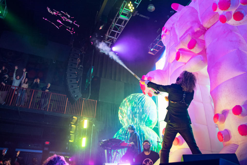 the flaming lips bubble photos
