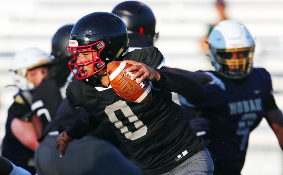 Bishop Sycamore quarterback Trillian Harris