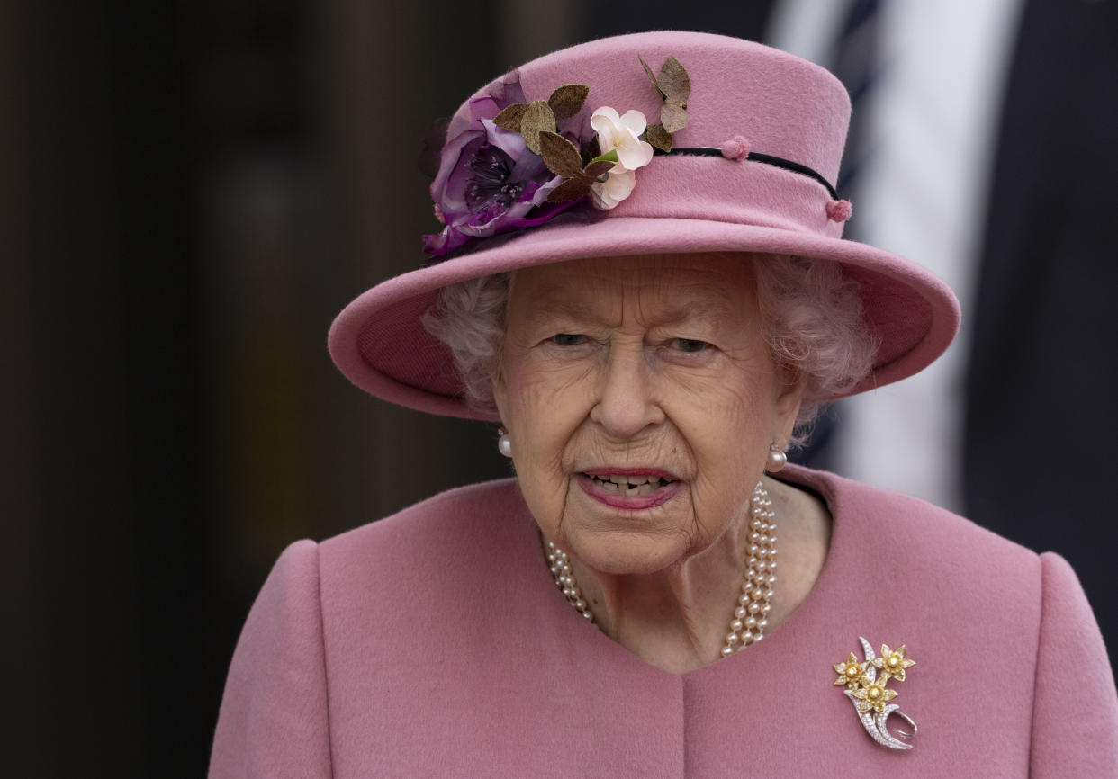 CARDIFF, WALES - OCTOBER 14: Queen Elizabeth II attends the opening ceremony of the sixth session of the Senedd at The Senedd on October 14, 2021 in Cardiff, Wales. (Photo by Mark Cuthbert/UK Press via Getty Images)