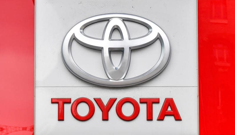 The logo of Toyota is pictured in Berlin. Jens Kalaene/dpa-Zentralbild/dpa