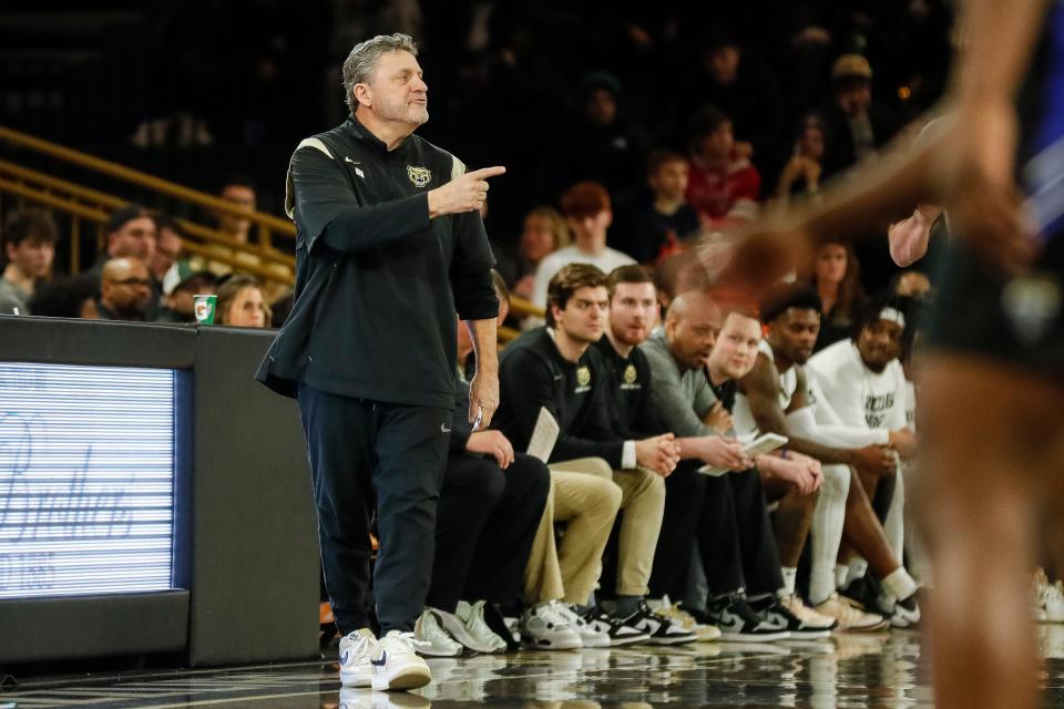 Oakland head coach Greg Kampe reacts to a play against Purdue Fort Wayne during the first half of a Horizon League tournament quarterfinal at O'Rena in Rochester on Thursday, March 7, 2024.