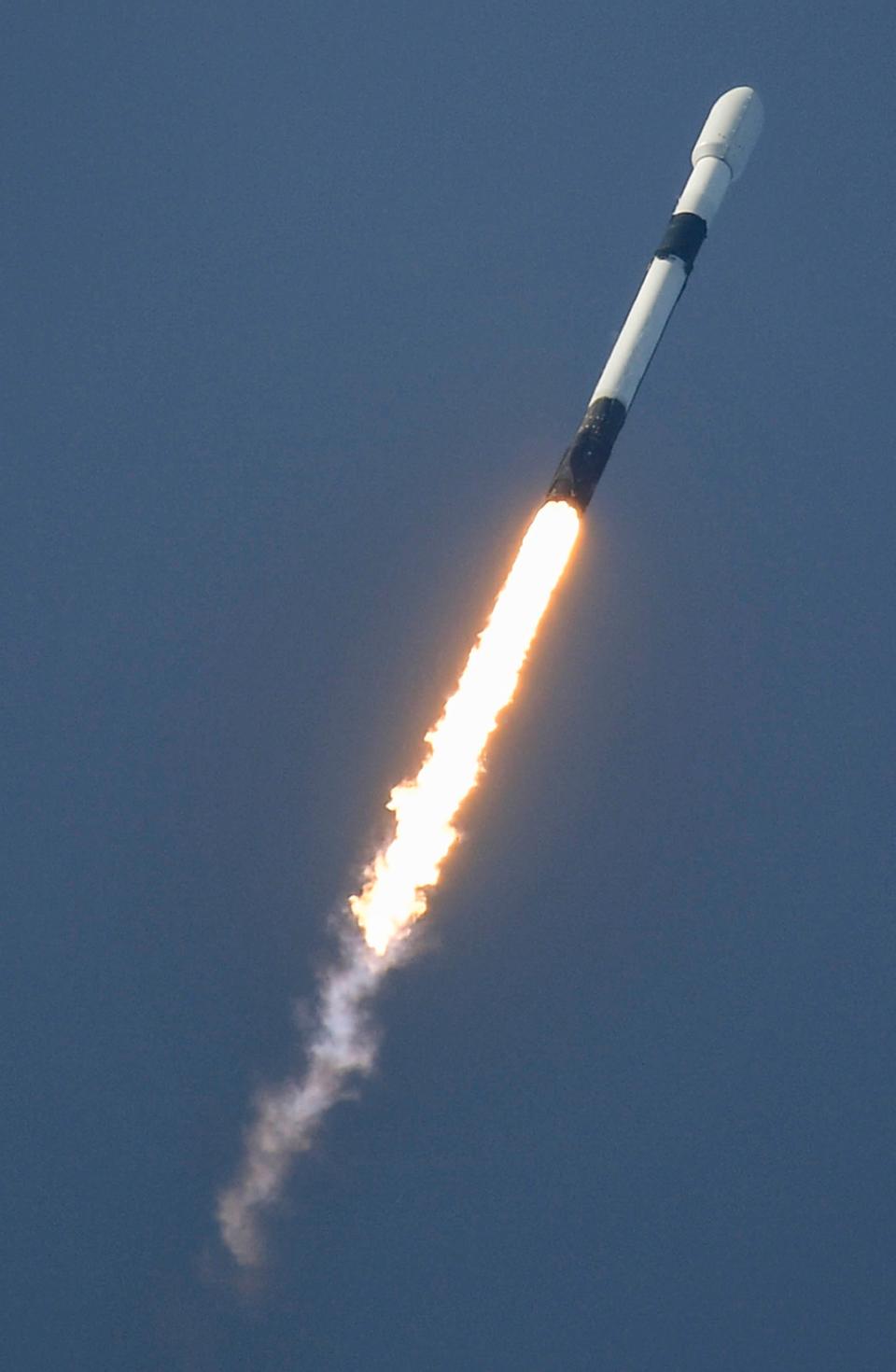 A SpaceX Falcon 9 rocket lifts off from Cape Canaveral Space Force Station, FL Wednesday, June 8, 2022. The rocket is carrying a Egyptian communications satellite.  Mandatory Credit: Craig Bailey/FLORIDA TODAY via USA TODAY NETWORK