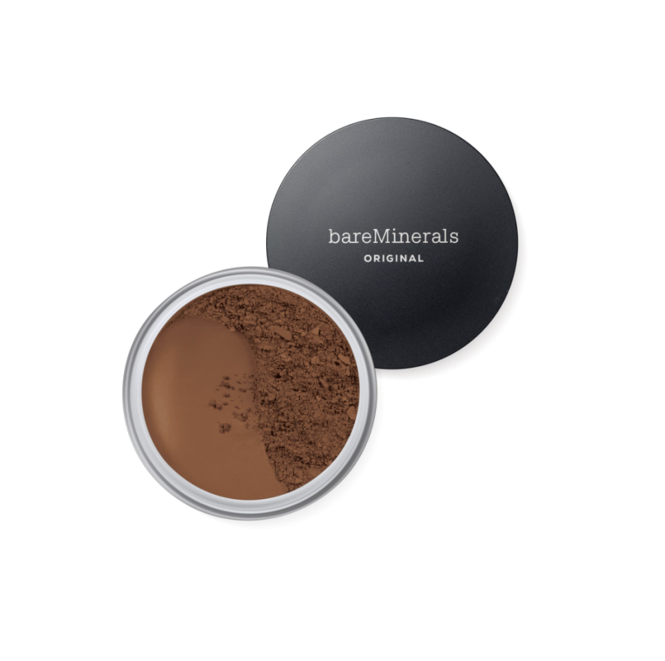 13) Matte Powder Foundation SPF 15