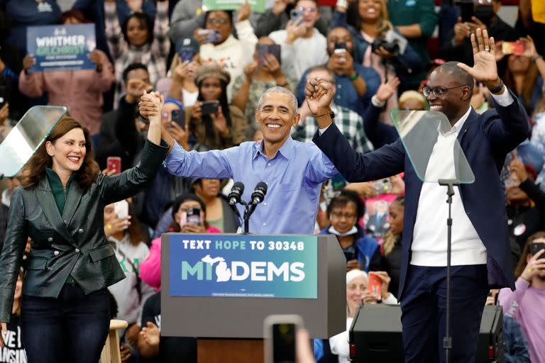 El expresidente Barack Obama, de campaña en Michigan