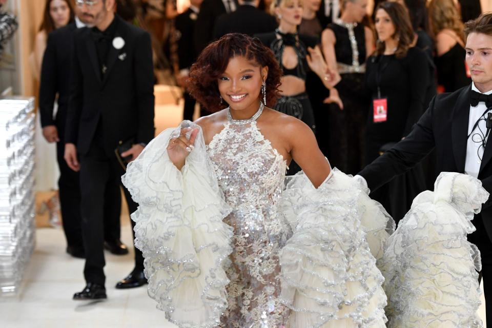 new york, new york may 01 halle bailey attends the 2023 met gala celebrating karl lagerfeld a line of beauty at the metropolitan museum of art on may 01, 2023 in new york city photo by noam galaigathe hollywood reporter via getty images