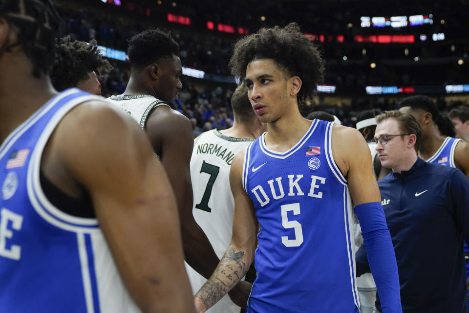 Duke guard Tyrese Proctor shakes hands with Michigan State after an NCAA college basketball game, Tuesday, Nov. 14, 2023, in Chicago. (AP Photo Erin Hooley)