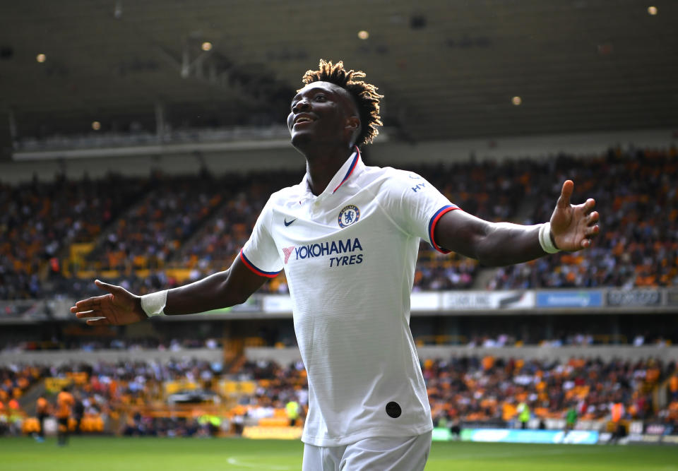 WOLVERHAMPTON, ENGLAND - SEPTEMBER 14: Tammy Abraham of Chelsea celebrates after scoring his team's fourth goal during the Premier League match between Wolverhampton Wanderers and Chelsea FC at Molineux on September 14, 2019 in Wolverhampton, United Kingdom. (Photo by Clive Mason/Getty Images)