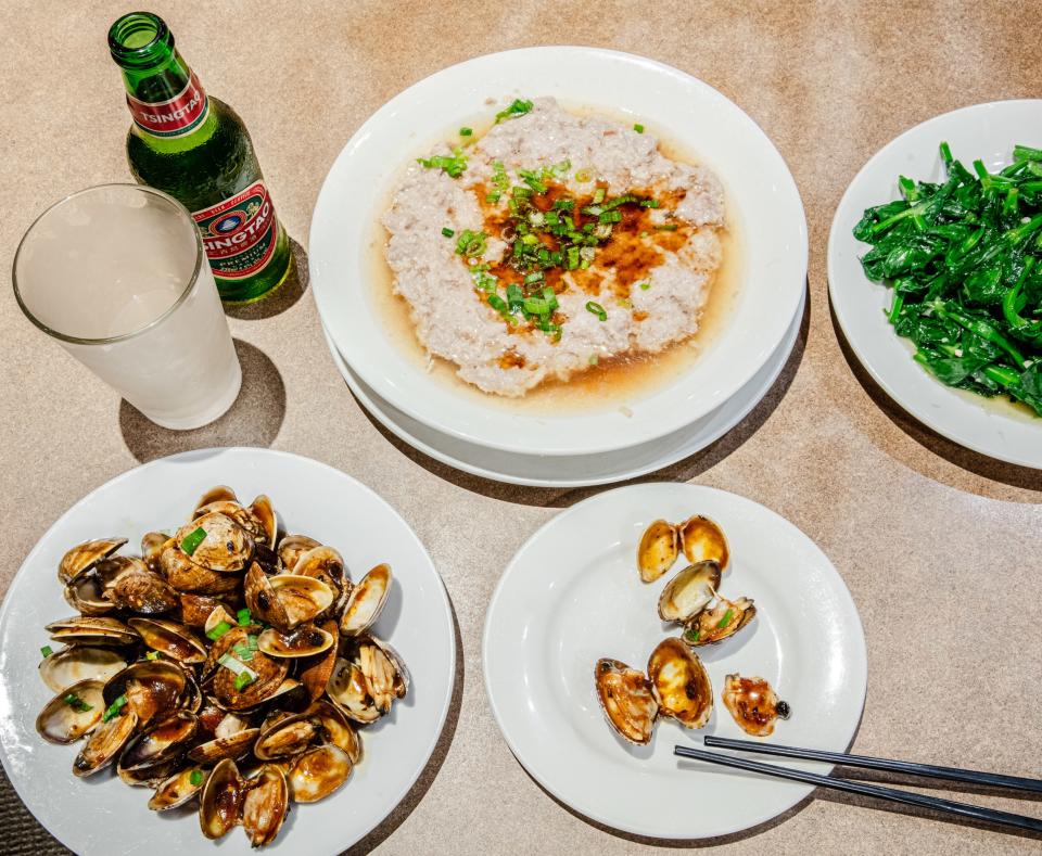 My ideal dinner at Sing Yee Chinese Restaurant.