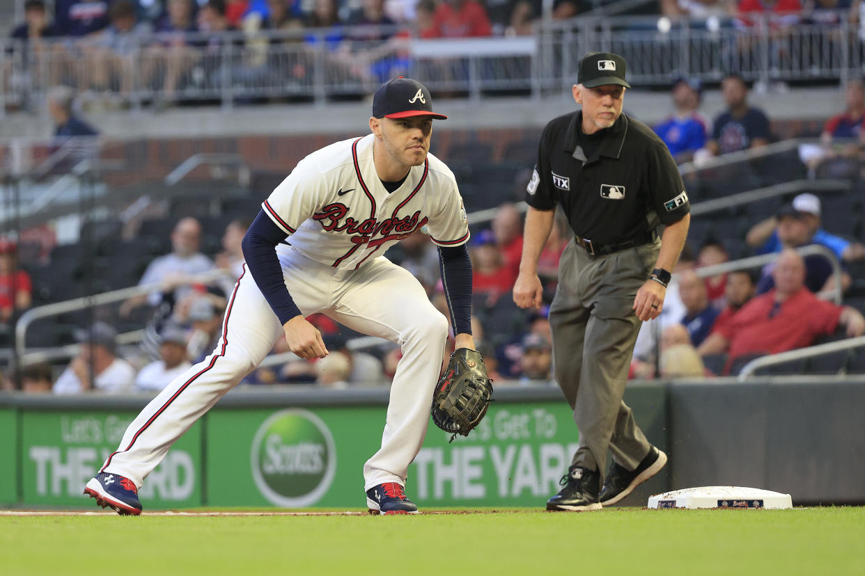 ATLANTA, GA - SEPTEMBER 07: Freddie Freeman (5) of the Atlanta Braves during the Tuesday night MLB game between the Atlanta Braves and the Washington Nationals on September 07, 2021 at Truist Park in Atlanta, Georgia.   (Photo by David J. Griffin/Icon Sportswire via Getty Images)
