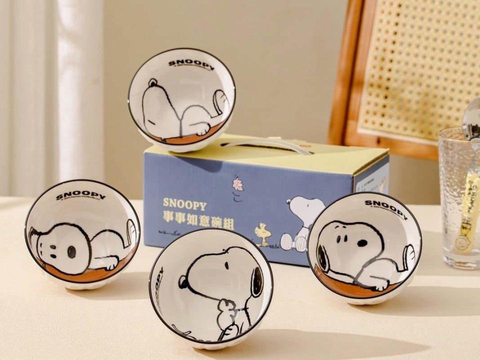 華南金（2880）今年推出Snoopy的「事事如意」陶瓷碗四件組圖片來源：華南金