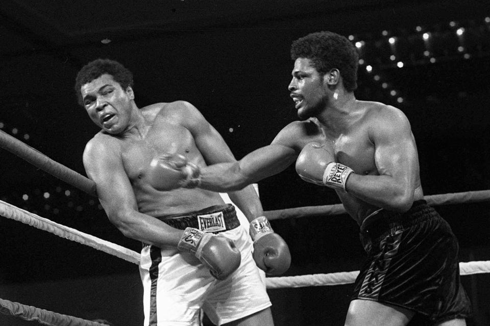 FILE - In this Feb. 15, 1978, file photo, Leon Spinks, right, connects with a right hook to Muhammad Ali, during the late rounds of their championship fight in Las Vegas. Former heavyweight champion Leon Spinks Jr. died Friday night, Feb. 5, 2021, after battling prostate and other cancers. He was 67. (AP Photo/File)