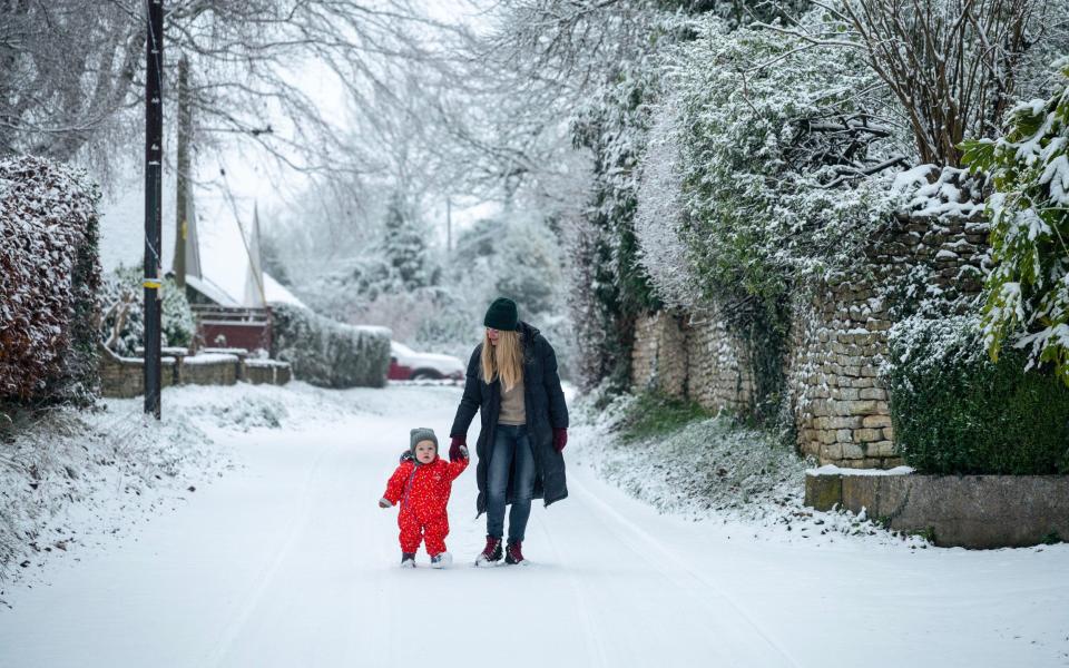 UK weather - ANDREW LLOYD