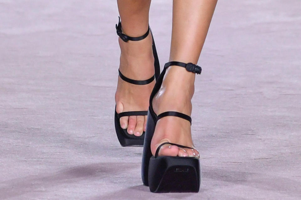 A closer view of Dua Lipa’s Versace sandals. - Credit: Moda Milano/IPA/Splash News