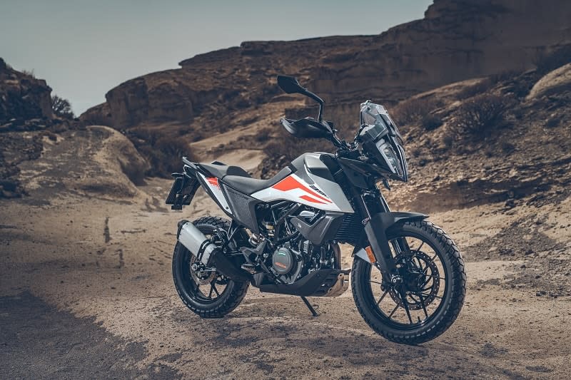 KTM_390_ADVENTURE-Static-47