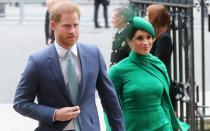 War der "Megxit", ihr Rücktritt von allen königlichen Ämtern ein Skandal? Man sollte sich eher über die vermeintlichen "Enthüllungen" der britischen Klatschpresse rund um Prinz Harry und seine Frau Meghan aufregen. Dass die beiden auch wegen der Berichterstattung über sie und ihren Sohn Archie aus Großbritannien flüchteten, kann man ihnen kaum verdenken. (Bild: Chris Jackson/Getty Images)