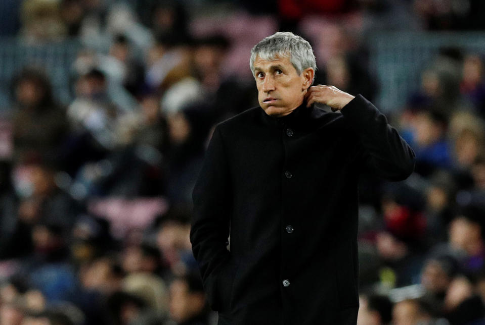 New Barcelona manager Quique Setien faces a tough task at Valencia this weekend. (REUTERS/Albert Gea)