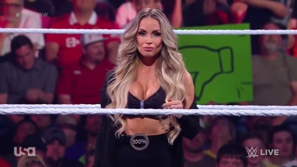 Trish Stratus WWE Raw