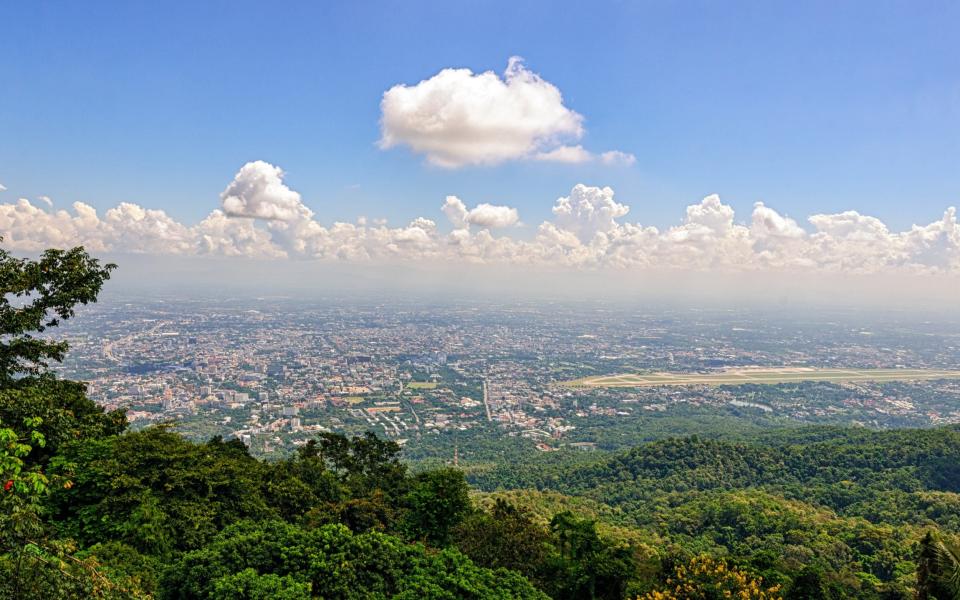 A panoramic view of Chiang Mai from Wat Phra That Doi Suthep - Ladiras/iStockphoto