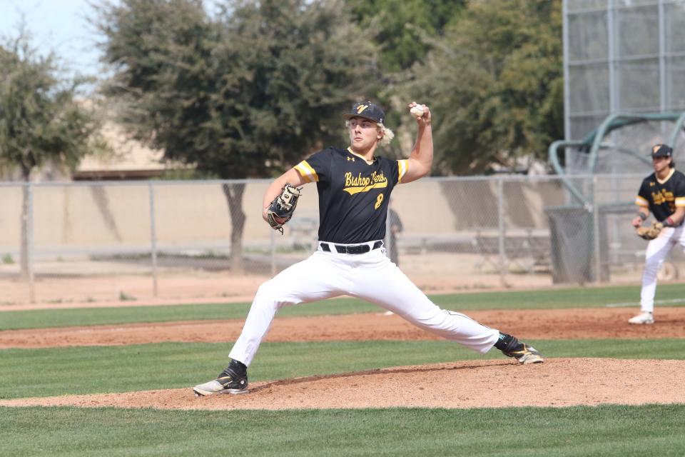 Bishop Verot's Timmy Lawson delivers a pitch at the First Look High School Showdown in Phoenix, Ariz.