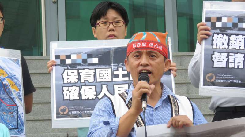 太魯閣族人要求法院撤銷台泥展限案，圖為「反亞泥還我土地自救會」副會長白誠實。(取自kuohsun Shih)