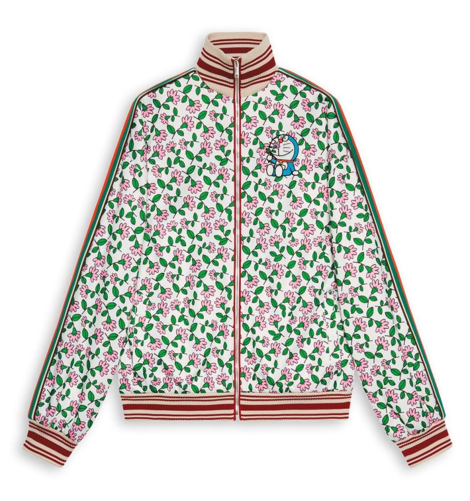 哆啦A夢花朵印花運動夾克。NT$66,000。（古馳提供）