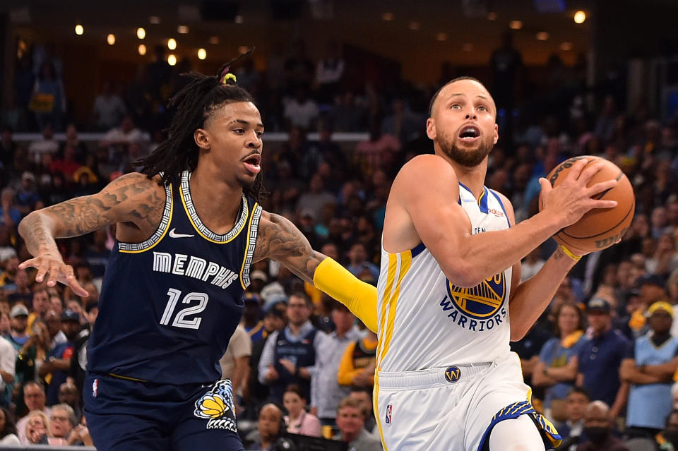 2022年NBA聖誕大戰將上演曼非斯灰熊大戰金州勇士戲碼。(Photo by Justin Ford/Getty Images)